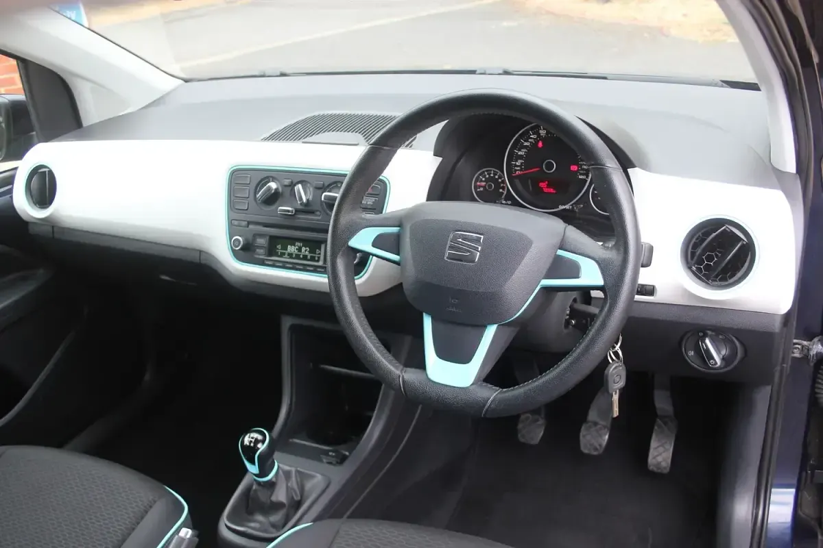 Used Seat Mii 59 HP (43 kW) 2014 Blue Hatchback