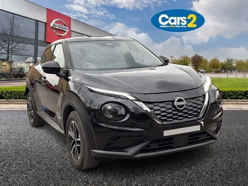 Black Used 2024 Nissan Juke N-Connecta SUV | £21,990 (Fair price) - Image 1/4