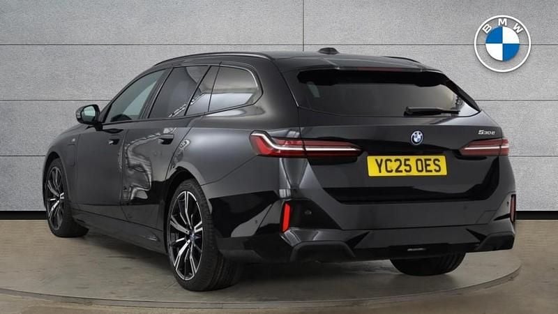 Used BMW 530e M Sport 295 HP (216 kW) 2025 Black Estate