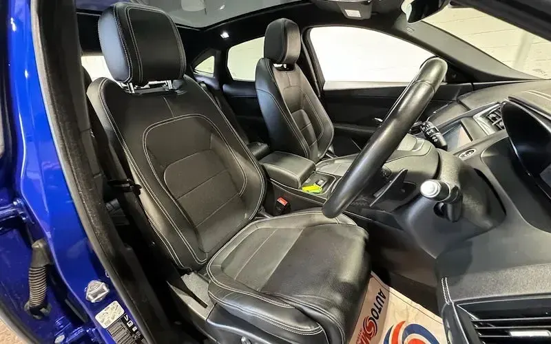 Used Jaguar E-Pace R-Dynamic 180 HP (132 kW) 2018 Blue SUV