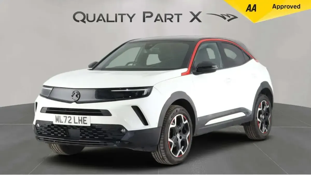 Used Vauxhall Mokka GS Line 130 HP (95 kW) 2022 White SUV