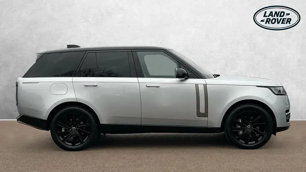 Begagnad Land Rover Range Rover SE 350 HK (257 kW) 2022 Silver SUV