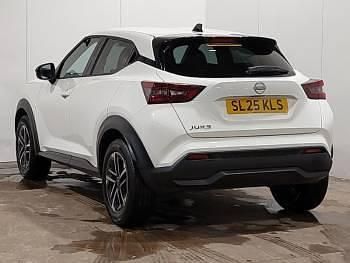 Used Nissan Juke N-Connecta 114 HP (83 kW) 2025 White SUV