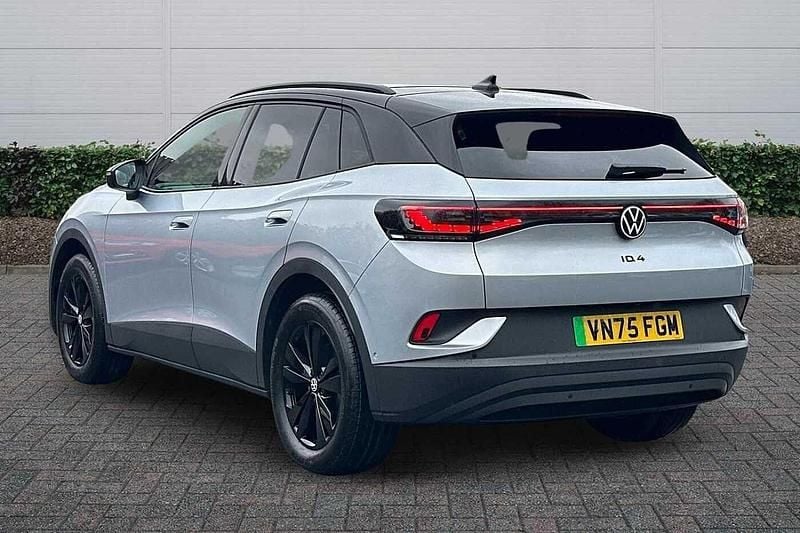 New VW ID.4 Black Edition 210 kW (286 HP) 2026 Scale silver SUV