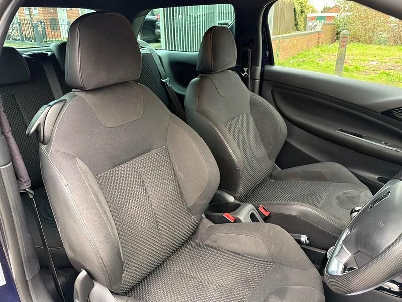 Used DS Automobiles DS3 Prestige 2018 Blue Hatchback