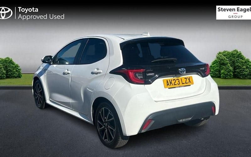 Used Toyota Yaris Hybrid Design 116 HP (85 kW) 2026 Hatchback