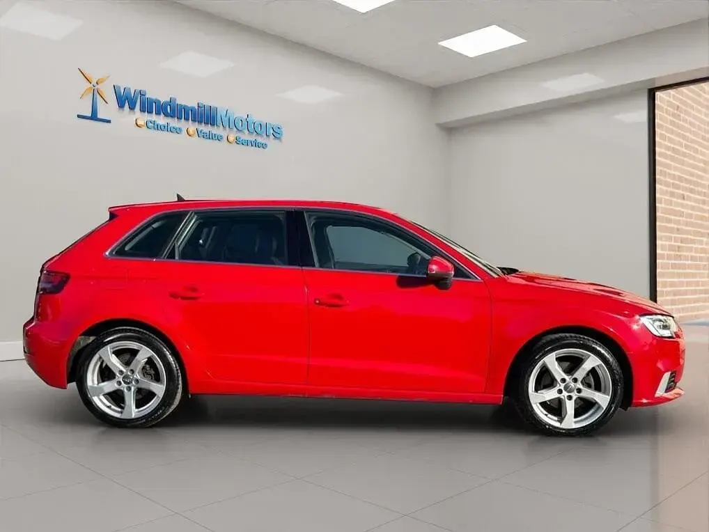 Used Audi A3 Sportback Sport 150 HP (110 kW) 2018 Red Hatchback
