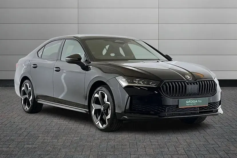 New Skoda Superb SportLine 193 HP (141 kW) 2026 Midnight black Hatchback