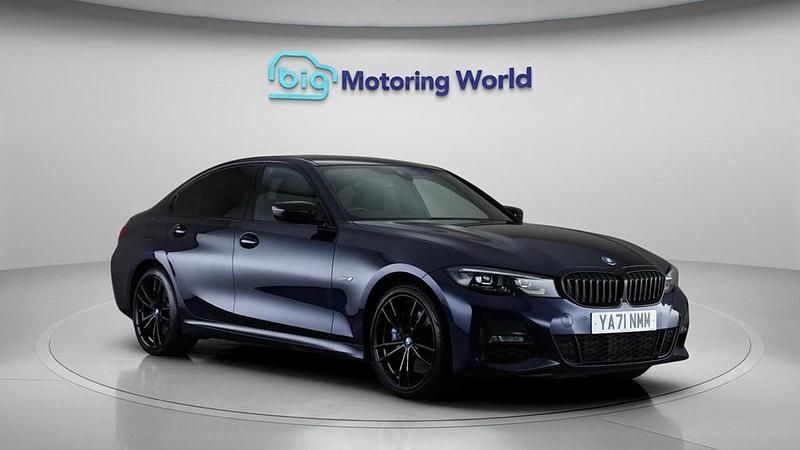 Used BMW 330e M Sport 292 HP (214 kW) 2022 Blue Sedan