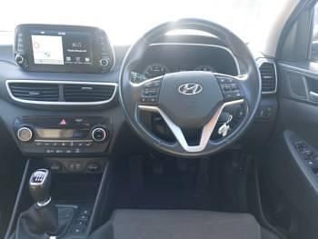 Used Hyundai Tucson SE 132 HP (97 kW) 2019 Black SUV