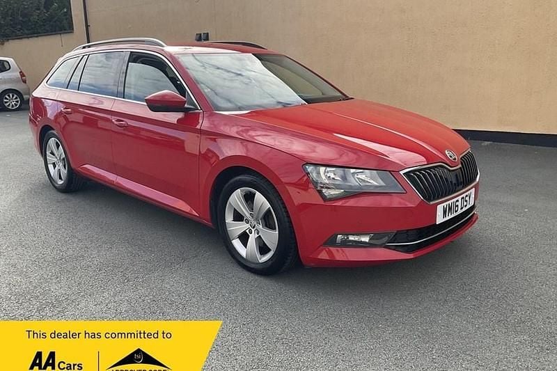 Red Used 2016 Skoda Superb Business Line Estate | £8,995 (Fair price) - Image 1/1
