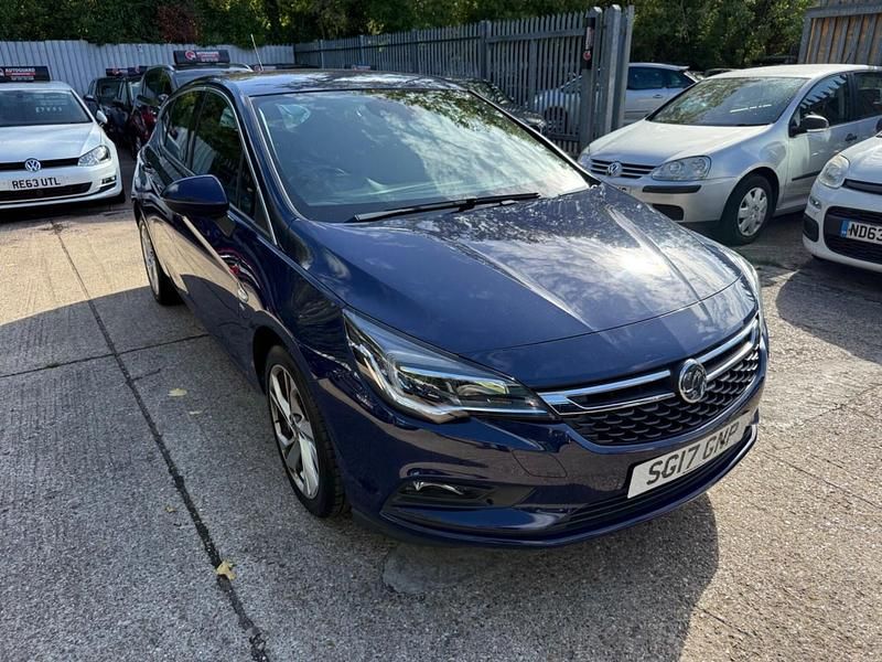 Blue Used 2017 Vauxhall Astra SRi Hatchback | £6,295 (Fair price) - Image 1/4