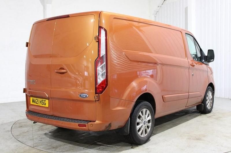 Used Ford Transit Custom Limited 130 HP (95 kW) 2021 Orange Van