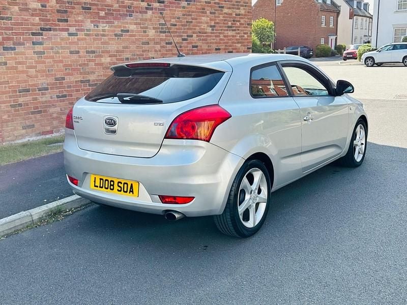 Used Kia ProCeed Sport 2008 Silver Hatchback