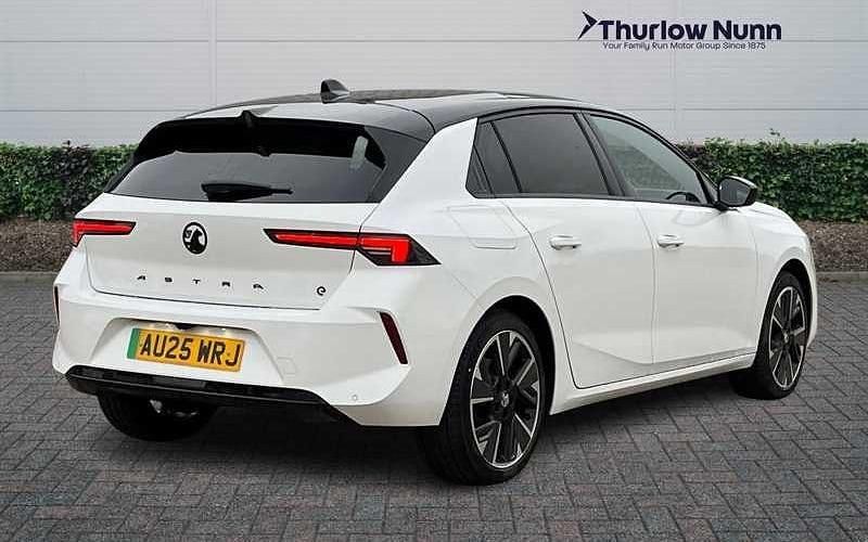 Used Vauxhall Astra Ultimate 114 kW (156 HP) 2026 Hatchback