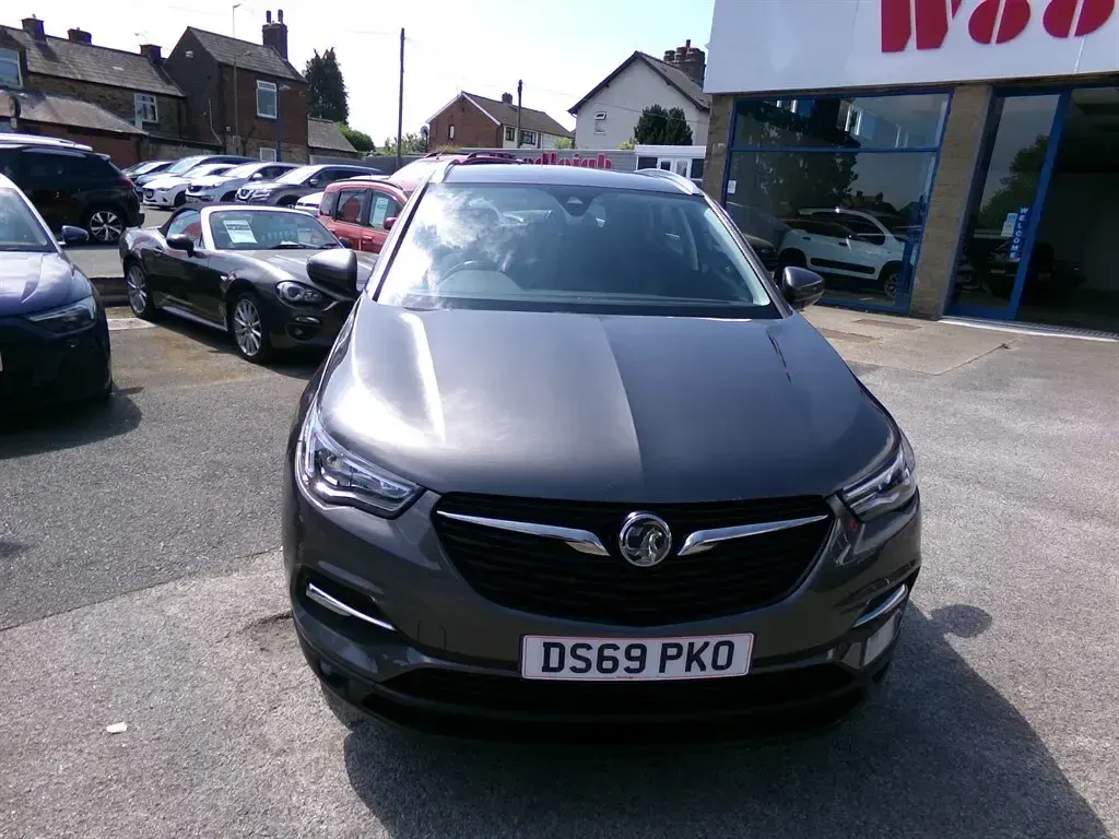 Used Vauxhall Grandland X 130 HP (95 kW) 2019 Grey SUV