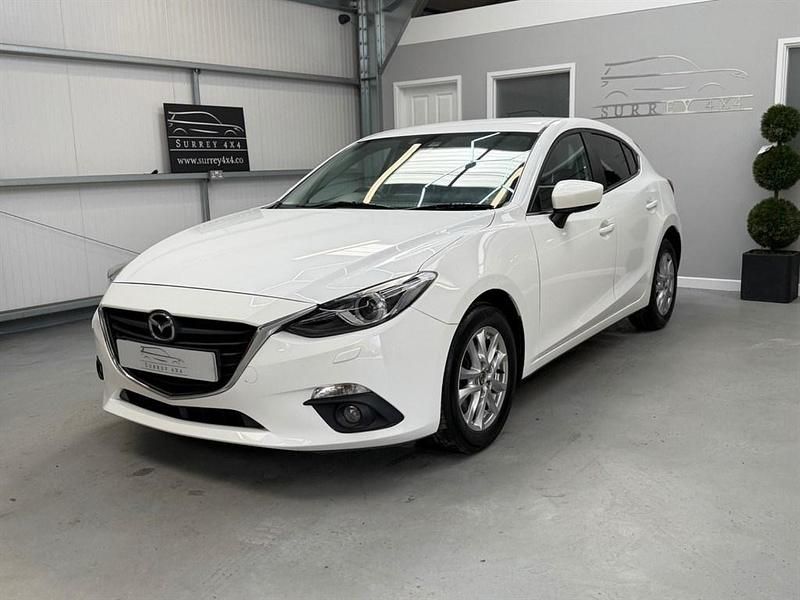 Used Mazda 3 165 HP (121 kW) 2015 White Hatchback