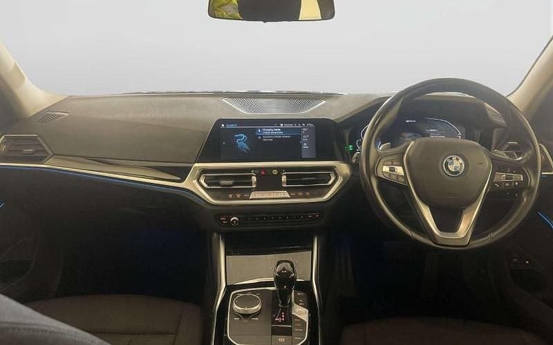 Used BMW 330e Comfort Edition 292 HP (214 kW) 2021 Grey Estate