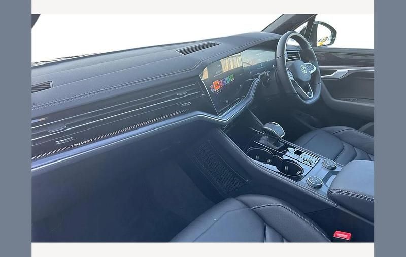 Used VW Touareg Black Edition 286 HP (210 kW) 2025 Grenadilla black SUV