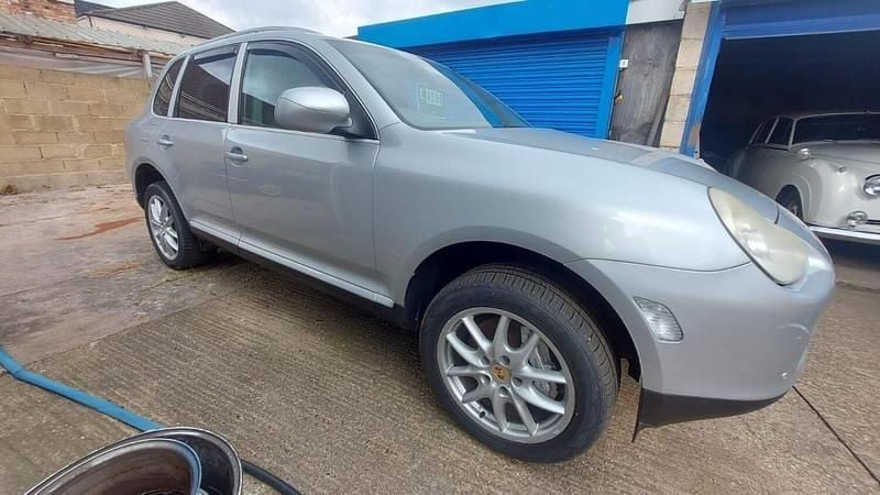Used Porsche Cayenne 2003 Silver SUV