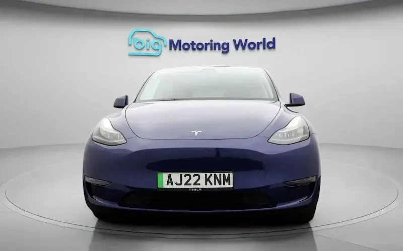 Used Tesla Model Y Long Range AWD 286 kW (389 HP) 2025 SUV