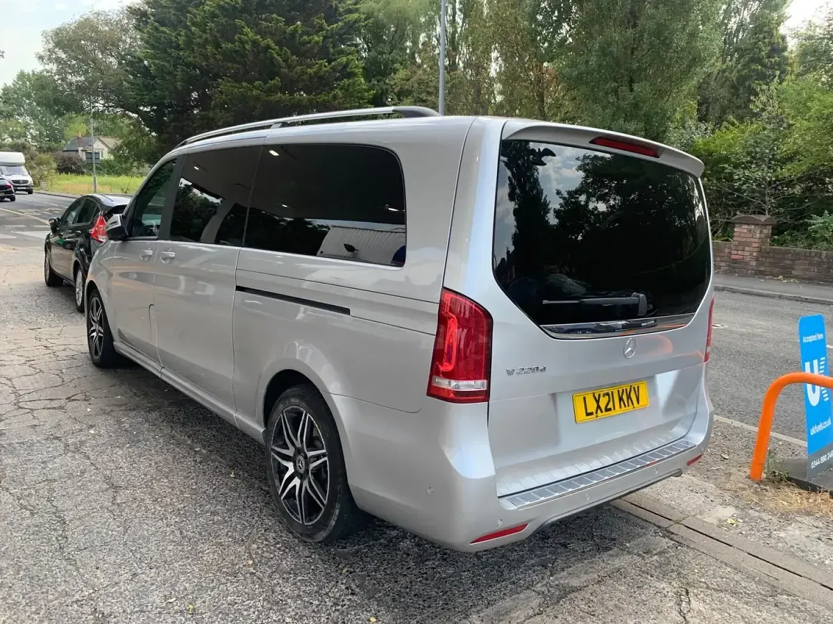 Used Mercedes V220 AMG line 163 HP (119 kW) 2021 Silver MPV