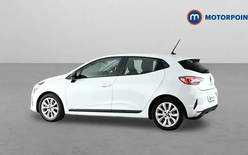 Used Renault Clio Evolution 143 HP (105 kW) 2025 Hatchback