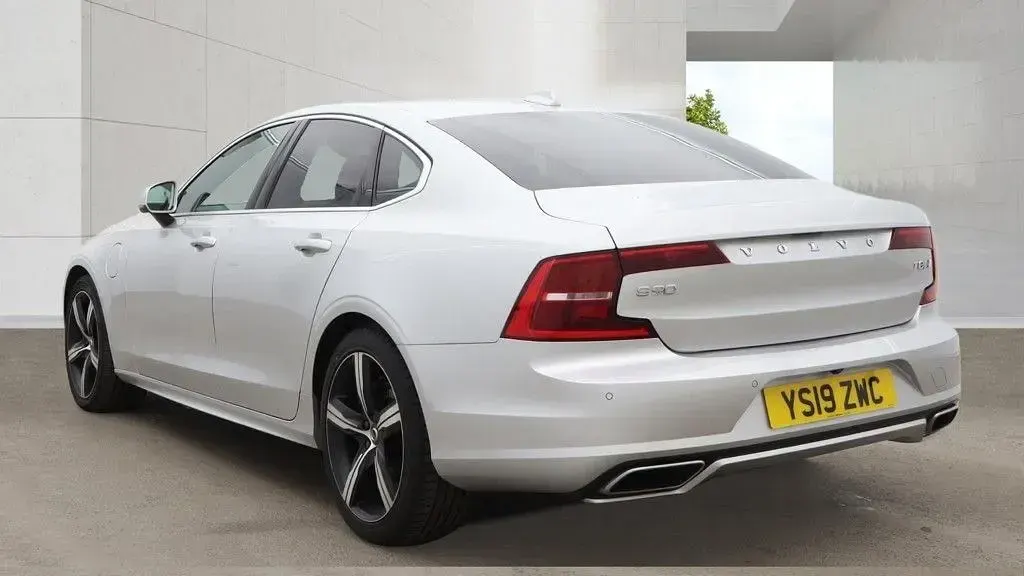 Usado Volvo S90 R-Design Pro 390 HP (286 kW) 2019 Prateado Sedan