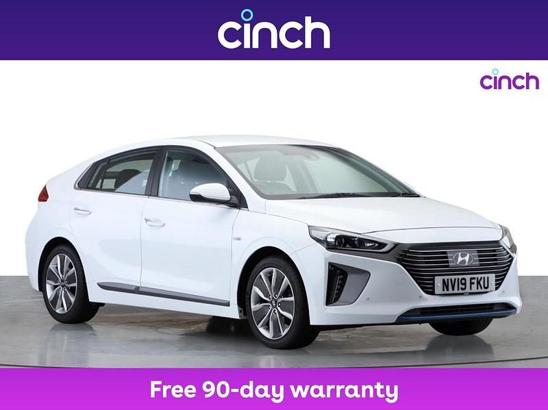 White Used 2019 Hyundai Ioniq Premium SE Hatchback | £13,499 (Fair price) - Image 1/3