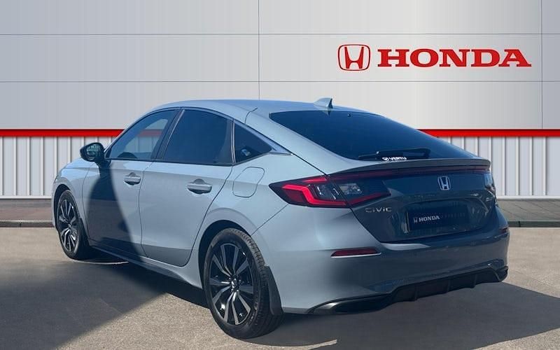 Usado Honda Civic Elegance 143 HP (105 kW) 2025 Cinzento Citadino
