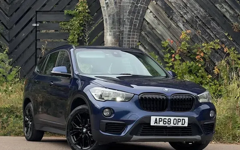Used BMW X1 150 HP (110 kW) 2019 Blue SUV
