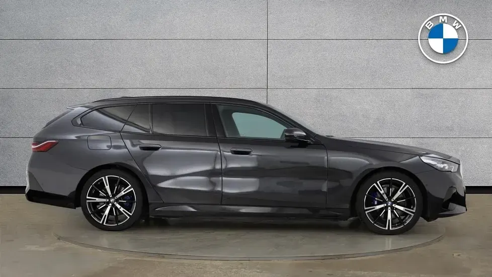 Used BMW 530e M Sport 295 HP (216 kW) 2025 Grey Estate