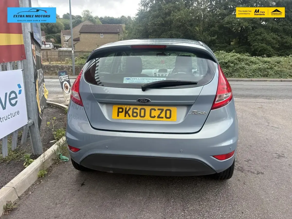Used Ford Fiesta 94 HP (69 kW) 2010 Blue Hatchback