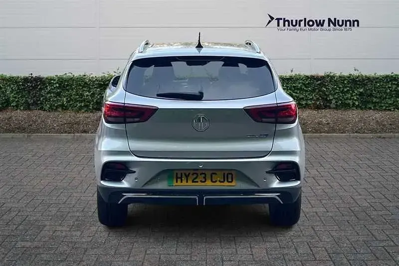 Używany MG ZS Trophy 114 kW (156 KM) 2023 Srebrny SUV