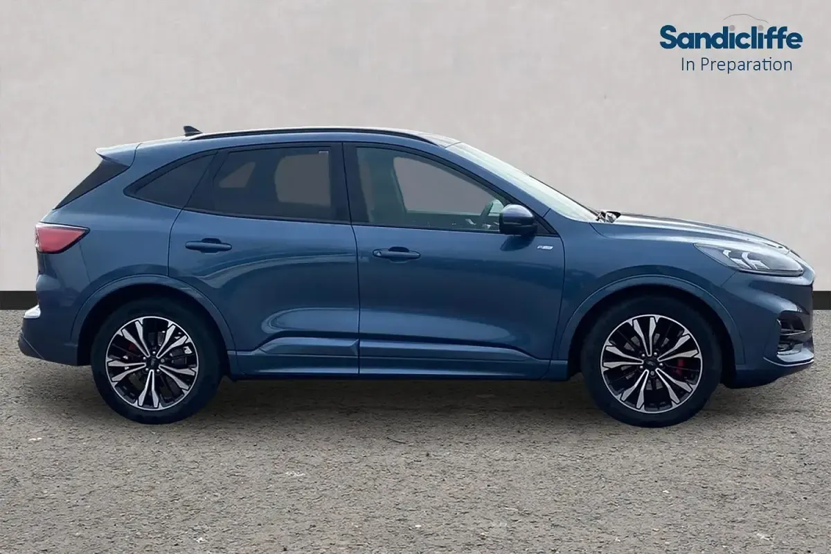 Used Ford Kuga ST-Line X 150 HP (110 kW) 2023 Blue SUV