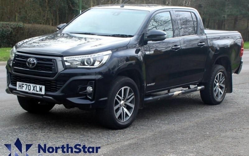 Used Toyota HiLux 150 HP (110 kW) 2020 Black Pickup