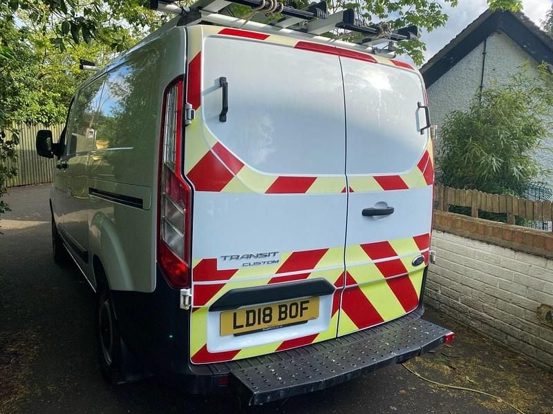 Begagnad Ford Transit Custom 105 HK (77 kW) 2018 Vit Van
