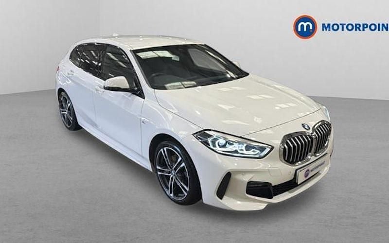 Used BMW 116 M Sport 116 HP (85 kW) 2024 White Hatchback