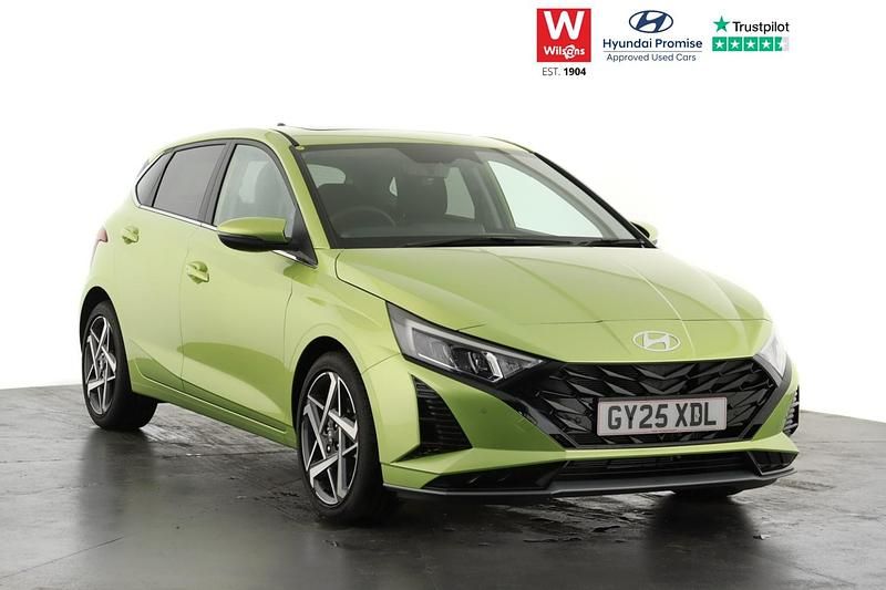 Green New 2025 Hyundai i20 Ultimate Hatchback | £20,499 (Fair price) - Image 1/4