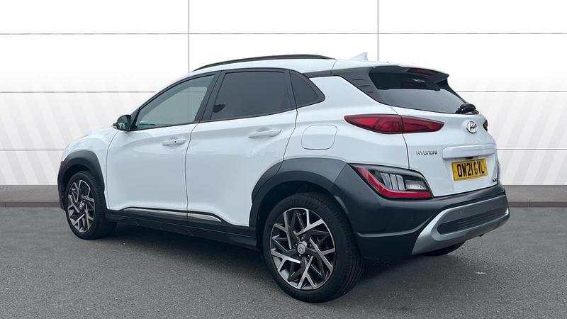 Used Hyundai Kona Premium 141 HP (103 kW) 2021 White SUV