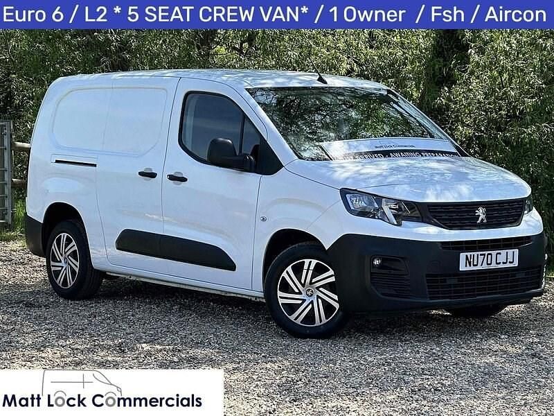 White Used 2020 Peugeot Partner MPV | £6,995 (A bit pricey) - Image 1/4