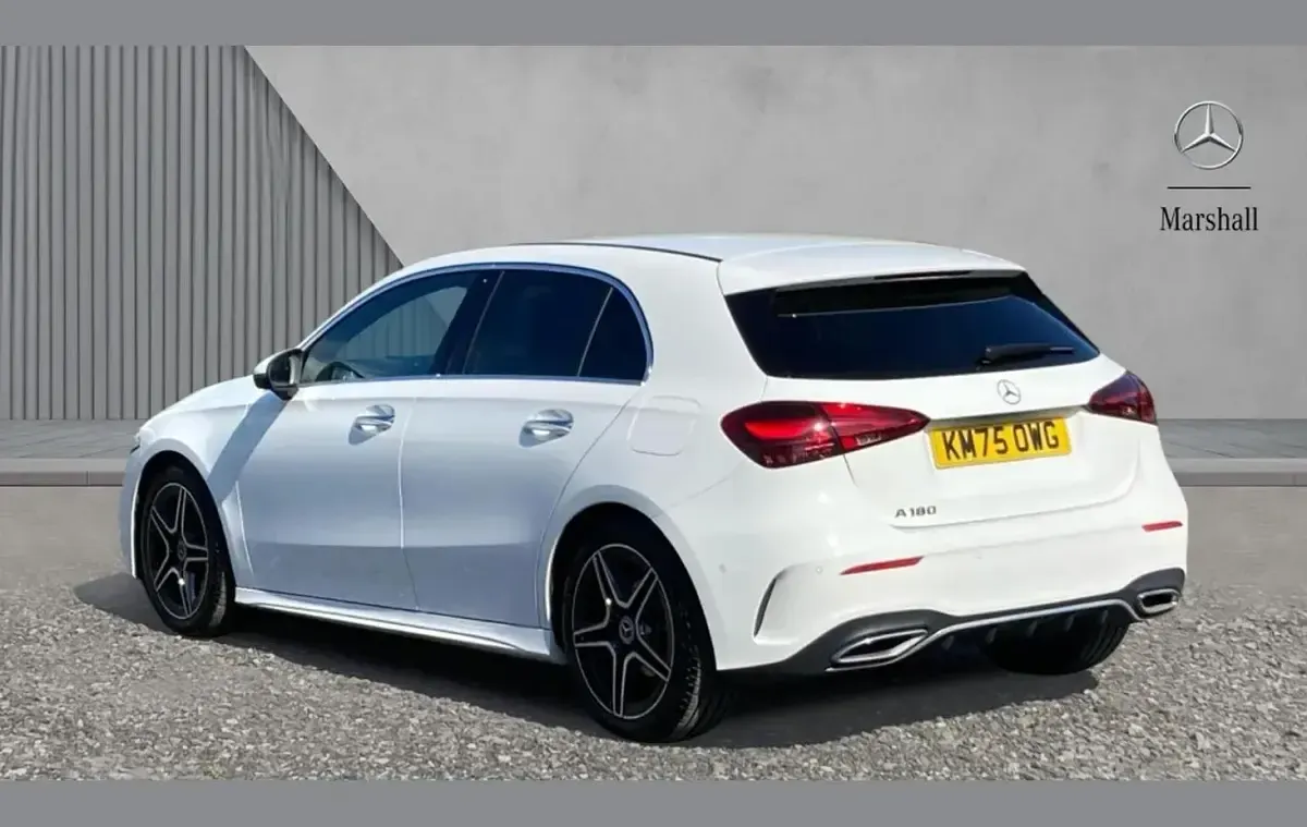 Used Mercedes A180 Executive 134 HP (98 kW) 2025 White Hatchback