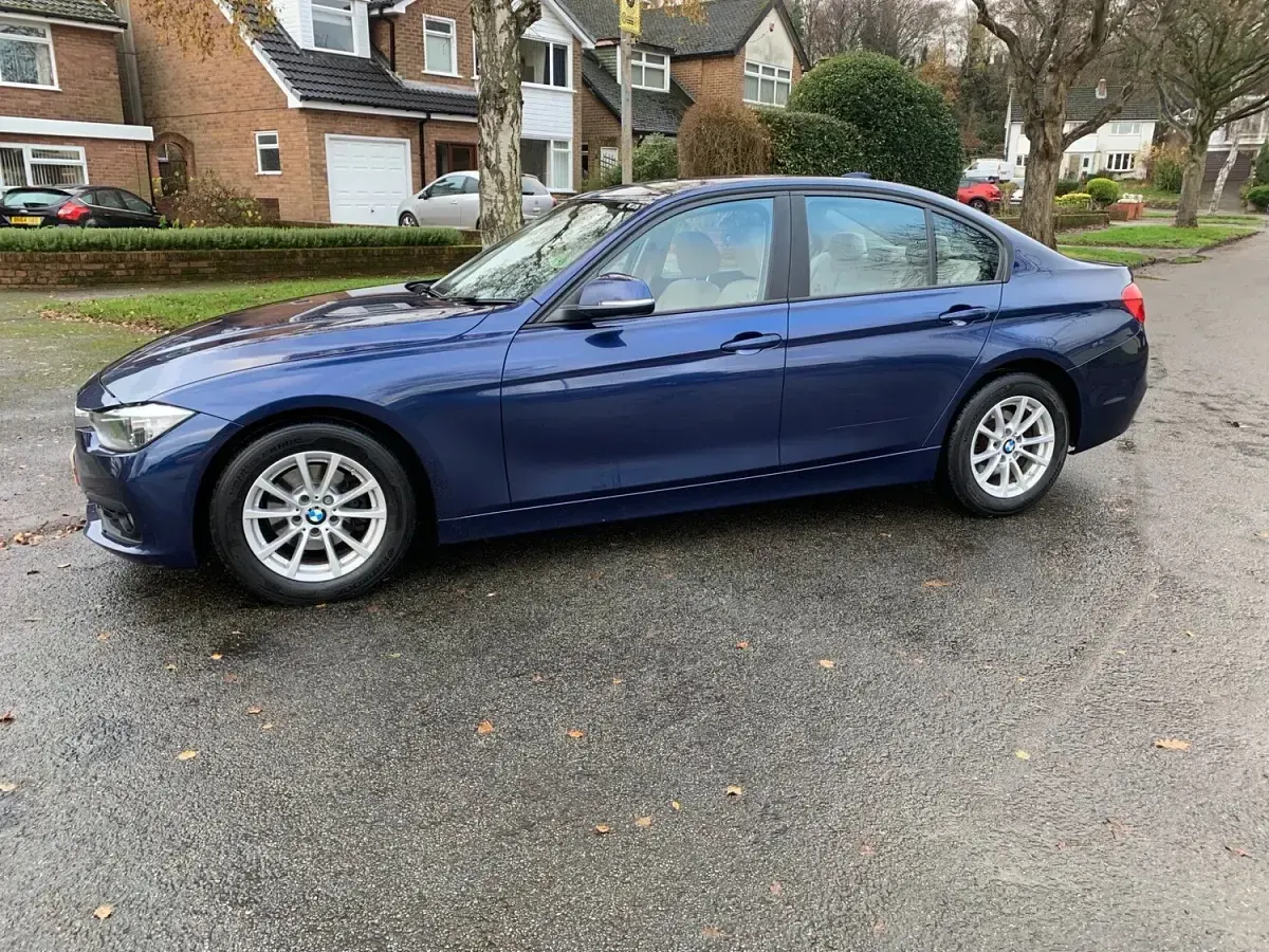 Used BMW 320 Efficient Dynamics 2016 Blue Sedan