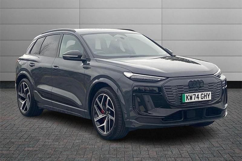 Grey Used 2024 Audi Q6 e-tron Advanced SUV | £55,446 (Fair price) - Image 1/4