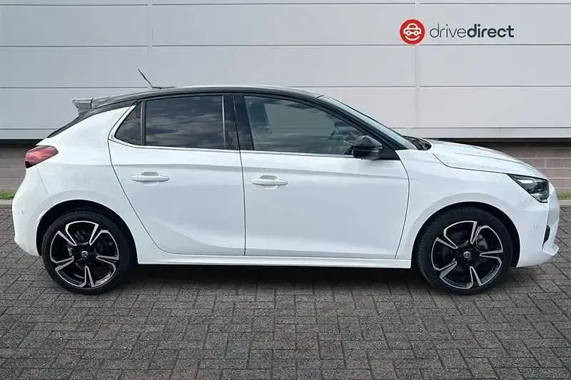 Używany Vauxhall Corsa Ultimate 130 KM (95 kW) 2023 Biały Hatchback