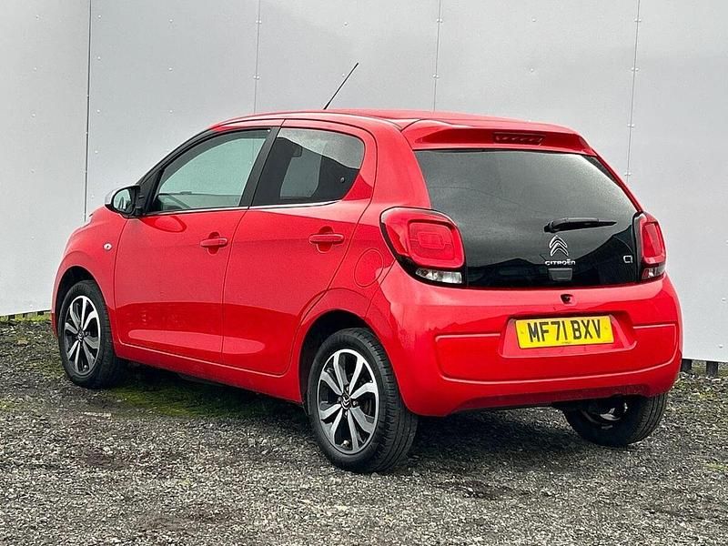 Used Citroën C1 Shine 72 HP (52 kW) 2021 Red Hatchback