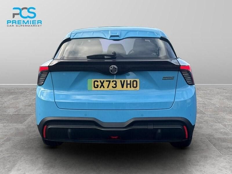 Used MG MG4 EV SE 319 kW (435 HP) 2023 Blue Hatchback