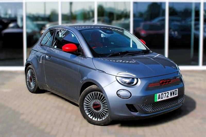 Grey Used 2022 Fiat 500e Red Hatchback | £17,998 (Expensive) - Image 1/4