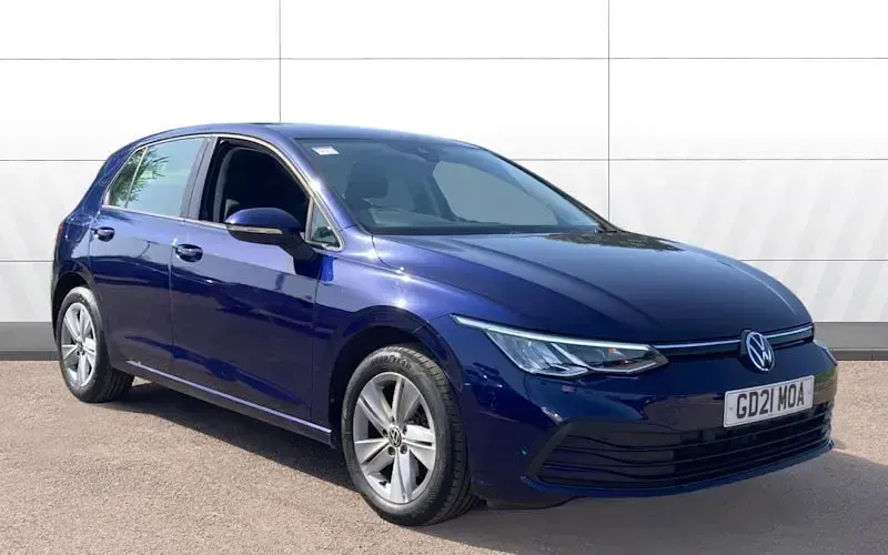 Used VW Golf VIII Life 116 HP (85 kW) 2023 Hatchback