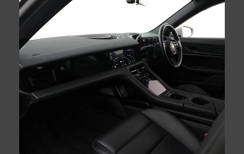 Used Porsche Taycan 350 kW (476 HP) 2022 Grey Sedan